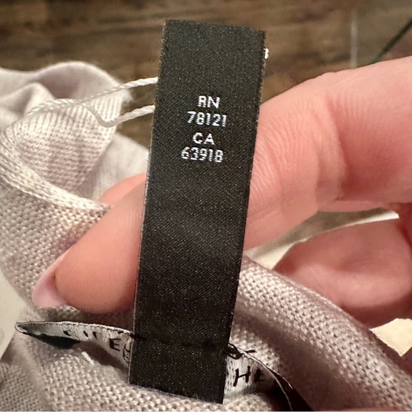 NWT Eileen Fisher 100%  Fine Merino Wool Long Cardigan Sea Salt Grey - Size M - Picture 8 of 8